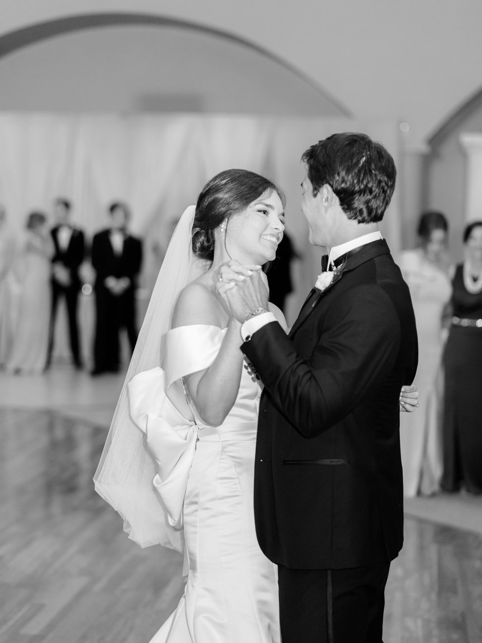 bride & groom dance at cypress columns thibodaux wedding photographer